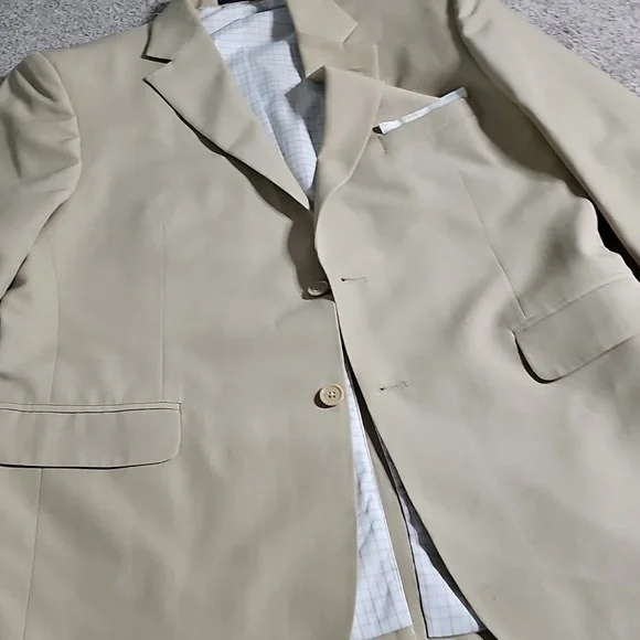 C3🔹️Stafford Tan Suit 3pc Set - Picture 5 of 11